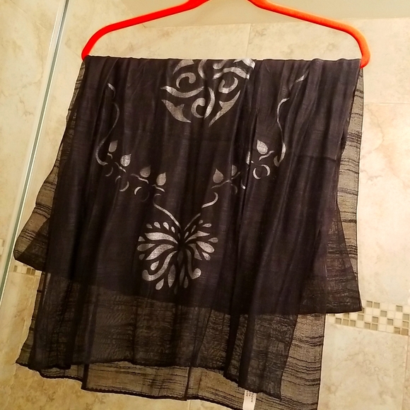 Oversized Scarf - Picture 1 of 8